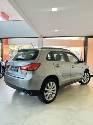 MITSUBISHI-ASX-2015