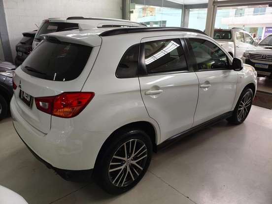 MITSUBISHI-ASX-2017