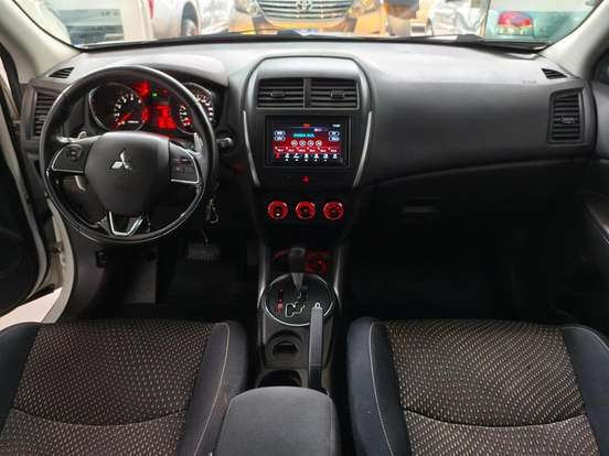 MITSUBISHI-ASX-2017
