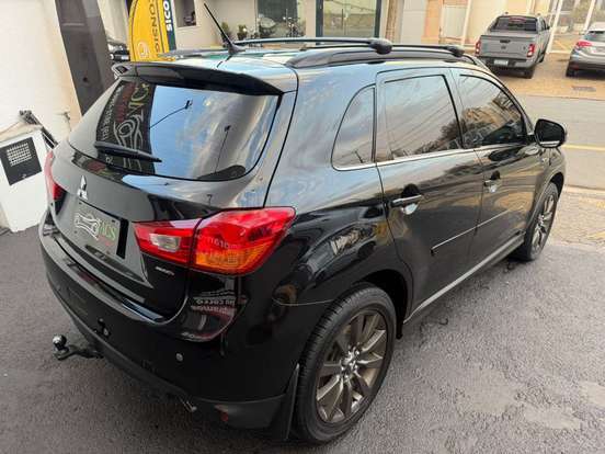 MITSUBISHI-ASX-2014
