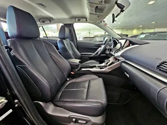 MITSUBISHI-ECLIPSE CROSS-2023