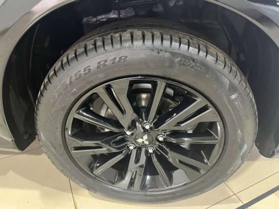 MITSUBISHI-ECLIPSE CROSS-1.5 MIVEC TURBO GASOLINA HPE BLACK CVT MITSUBISHI-ECLIPSE CROSS-2025