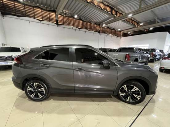 MITSUBISHI-ECLIPSE CROSS-2022