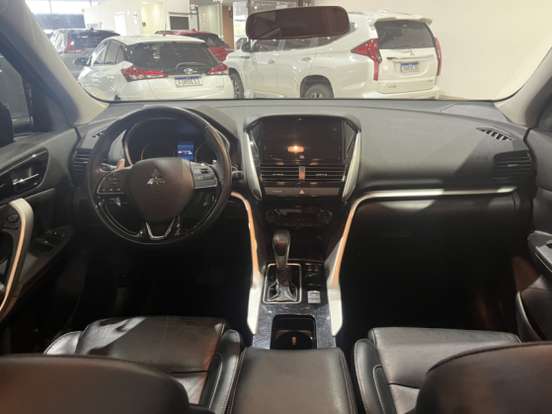 MITSUBISHI-ECLIPSE CROSS-1.5 MIVEC TURBO GASOLINA HPE CVT MITSUBISHI-ECLIPSE CROSS-2022
