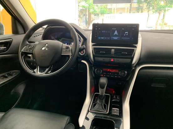 MITSUBISHI-ECLIPSE CROSS-1.5 MIVEC TURBO GASOLINA HPE CVT MITSUBISHI-ECLIPSE CROSS-2025