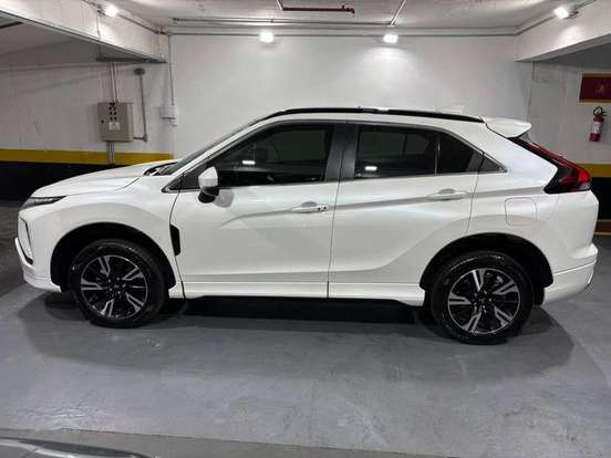 MITSUBISHI-ECLIPSE CROSS-1.5 MIVEC TURBO GASOLINA HPE-S S-AWC CVT MITSUBISHI-ECLIPSE CROSS-2024