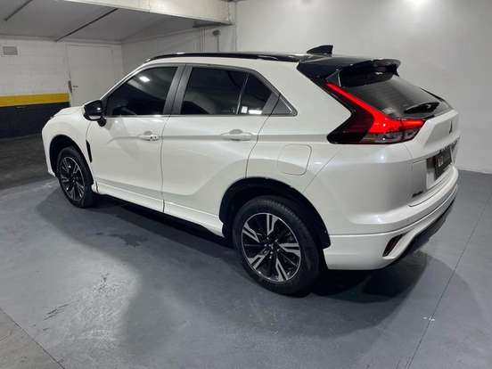MITSUBISHI-ECLIPSE CROSS-1.5 MIVEC TURBO GASOLINA HPE-S S-AWC CVT MITSUBISHI-ECLIPSE CROSS-2023