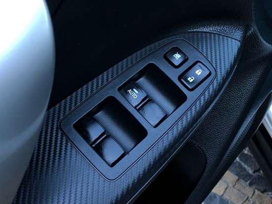 MITSUBISHI-ECLIPSE CROSS-2024