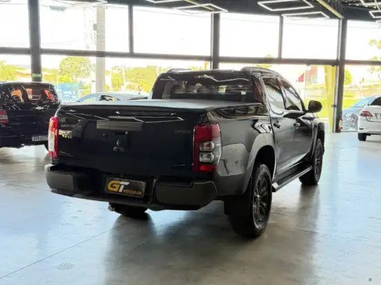 MITSUBISHI-L200 TRITON-2.4 16V TURBO DIESEL SPORT HPE-S CD 4P 4X4 AUTOMÁTICO MITSUBISHI-L200 TRITON-2022