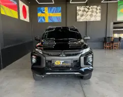 MITSUBISHI L200 TRITON 2.4 16V TURBO DIESEL SPORT HPE-S CD 4P 4X4 AUTOMÁTICO MITSUBISHI L200 TRITON 2.4 16V TURBO DIESEL SPORT HPE-S CD 4P 4X4 AUTOMÁTICO
