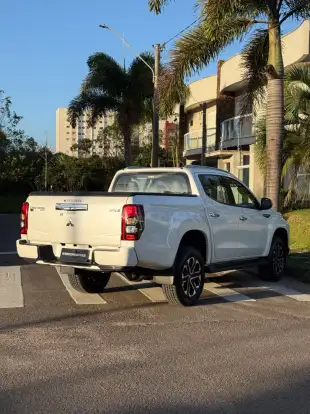 MITSUBISHI-L200 TRITON-2023