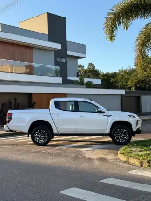 MITSUBISHI-L200 TRITON-2023