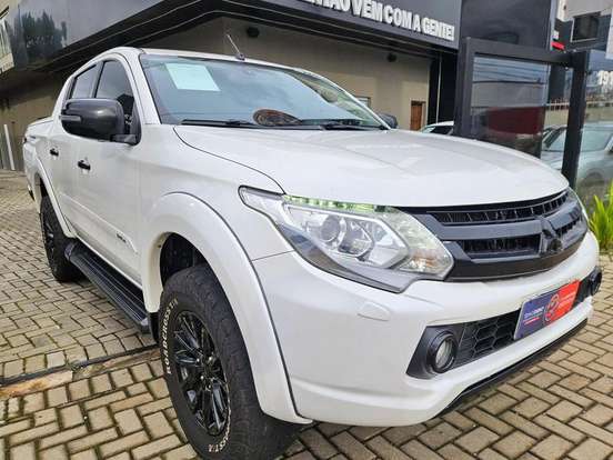 MITSUBISHI-L200 TRITON-2.4 16V TURBO DIESEL SPORT HPE-S CD 4P 4X4 AUTOMÁTICO MITSUBISHI-L200 TRITON-2019