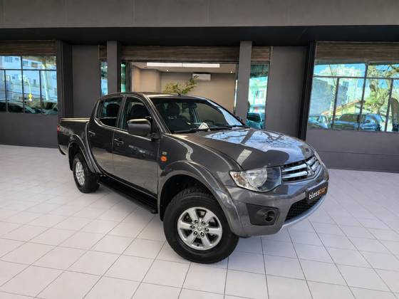MITSUBISHI L200 TRITON 2.4 HLS 4X2 CD 16V FLEX 4P MANUAL