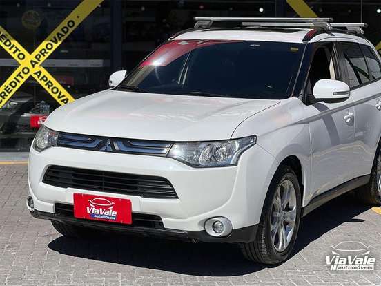 MITSUBISHI-OUTLANDER-2.0 16V GASOLINA 4P AUTOMÁTICO MITSUBISHI-OUTLANDER-2015