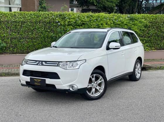 MITSUBISHI OUTLANDER 2.0 16V GASOLINA 4P AUTOMÁTICO