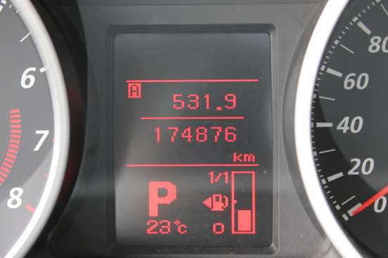 MITSUBISHI-OUTLANDER-2013