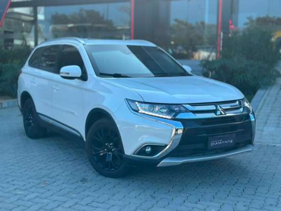 MITSUBISHI-OUTLANDER-2.0 COMFORT 16V GASOLINA 4P AUTOMÁTICO MITSUBISHI-OUTLANDER-2017