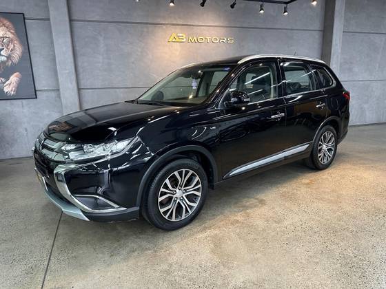 MITSUBISHI OUTLANDER 3.0 GT 4X4 V6 24V GASOLINA 4P AUTOMÁTICO