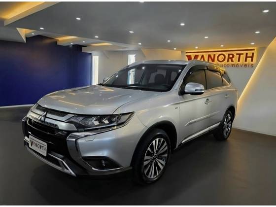 MITSUBISHI OUTLANDER 3.0 MIVEC V6 GASOLINA HPE-S AWD AUTOMÁTICO