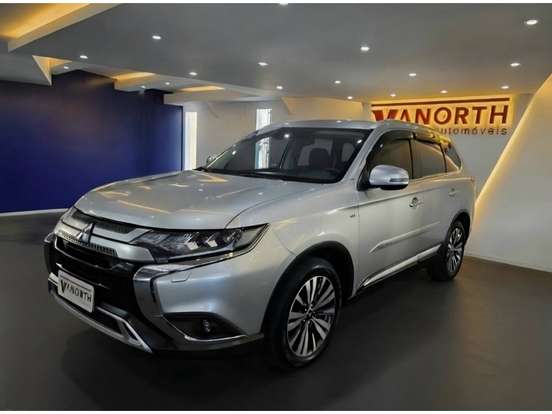 MITSUBISHI-OUTLANDER-2020