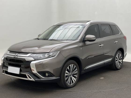 MITSUBISHI OUTLANDER 3.0 MIVEC V6 GASOLINA HPE-S AWD AUTOMÁTICO
