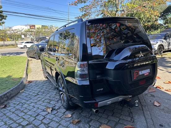 MITSUBISHI-PAJERO-3.2 HPE 4X4 7 LUGARES 16V TURBO INTERCOOLER DIESEL 4P AUTOMÁTICO MITSUBISHI-PAJERO-2017