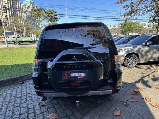 MITSUBISHI-PAJERO-3.2 HPE 4X4 7 LUGARES 16V TURBO INTERCOOLER DIESEL 4P AUTOMÁTICO MITSUBISHI-PAJERO-2017