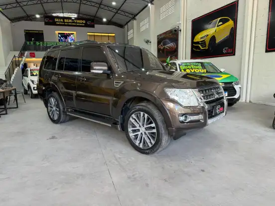 MITSUBISHI-PAJERO FULL-3.2 HPE 4X4 16V TURBO INTERCOOLER DIESEL 4P AUTOMÁTICO MITSUBISHI-PAJERO FULL-2020