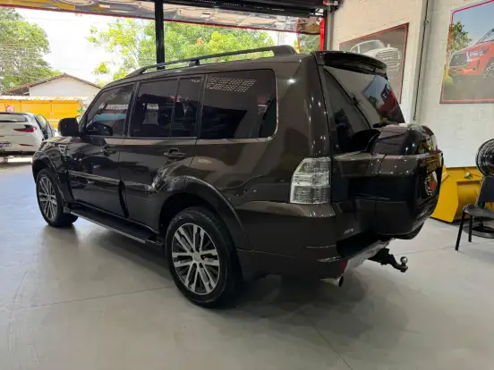 MITSUBISHI-PAJERO FULL-2020