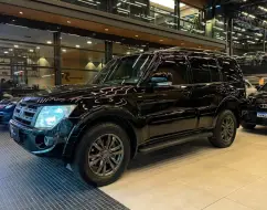 MITSUBISHI PAJERO FULL 3.8 HPE 4X4 V6 24V GASOLINA 4P AUTOMÁTICO MITSUBISHI PAJERO FULL 3.8 HPE 4X4 V6 24V GASOLINA 4P AUTOMÁTICO