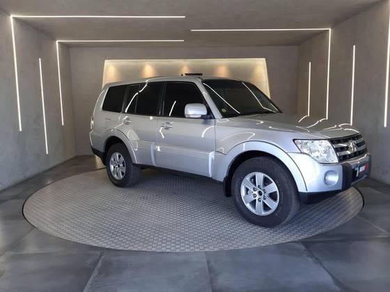 MITSUBISHI PAJERO FULL 3.2 GLS 4X4 16V TURBO INTERCOOLER DIESEL 4P AUTOMÁTICO