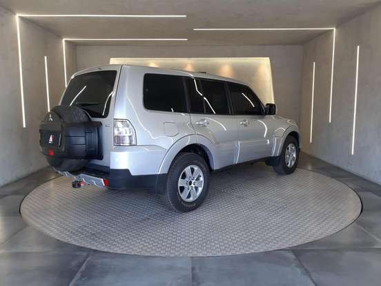 MITSUBISHI-PAJERO FULL-3.2 GLS 4X4 16V TURBO INTERCOOLER DIESEL 4P AUTOMÁTICO MITSUBISHI-PAJERO FULL-2008