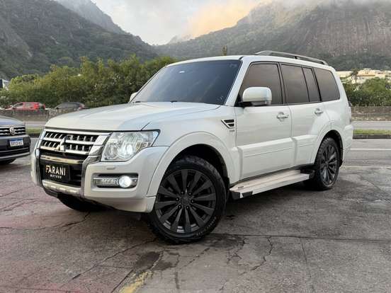 MITSUBISHI-PAJERO FULL-3.2 HPE 4X4 16V TURBO INTERCOOLER DIESEL 4P AUTOMÁTICO MITSUBISHI-PAJERO FULL-2014