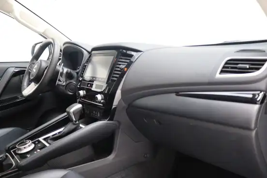 MITSUBISHI-PAJERO SPORT-2024