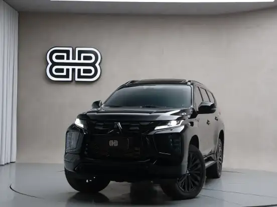 MITSUBISHI-PAJERO SPORT-2.4 16V MIVEC TURBO DIESEL LEGEND BLACK AWD AUTOMÁTICO MITSUBISHI-PAJERO SPORT-2024
