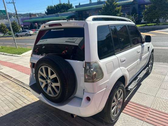 MITSUBISHI-PAJERO TR4-2.0 4X2 16V 140CV FLEX 4P AUTOMÁTICO MITSUBISHI-PAJERO TR4-2014