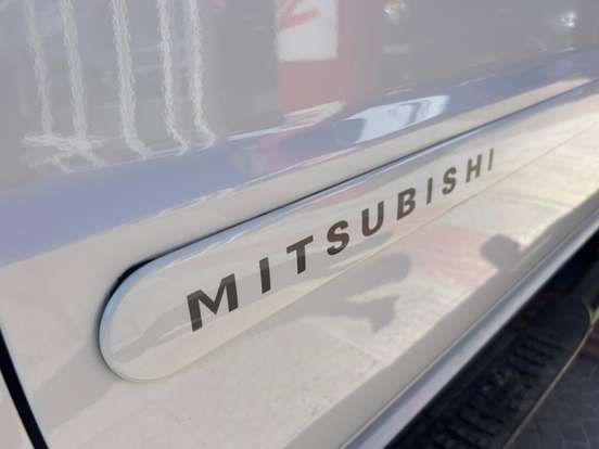 MITSUBISHI-PAJERO TR4-2014
