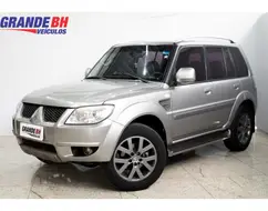 MITSUBISHI PAJERO TR4 2.0 4X2 16V 140CV FLEX 4P AUTOMÁTICO MITSUBISHI PAJERO TR4 2.0 4X2 16V 140CV FLEX 4P AUTOMÁTICO