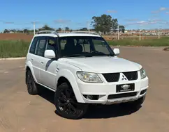 MITSUBISHI PAJERO TR4 2.0 4X4 16V 140CV FLEX 4P AUTOMÁTICO MITSUBISHI PAJERO TR4 2.0 4X4 16V 140CV FLEX 4P AUTOMÁTICO