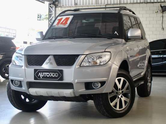MITSUBISHI-PAJERO TR4-2013