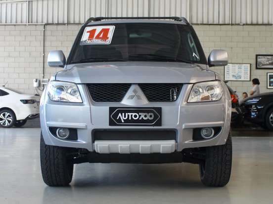 MITSUBISHI-PAJERO TR4-2013