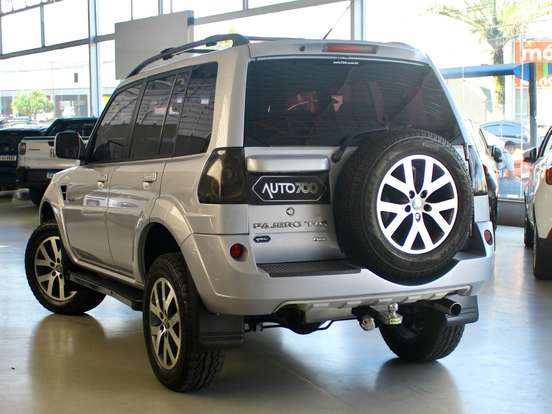 MITSUBISHI-PAJERO TR4-2013