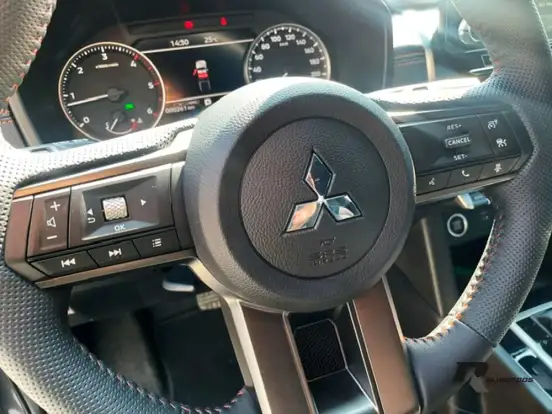 MITSUBISHI-TRITON-2.4 BITURBO DIESEL CD KATANA 4X4 AUTOMÁTICO MITSUBISHI-TRITON-2026