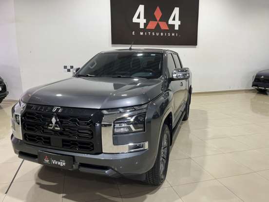 MITSUBISHI-TRITON-2.4 BITURBO DIESEL CD HPE 4X4 AUTOMÁTICO MITSUBISHI-TRITON-2025
