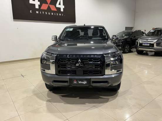 MITSUBISHI-TRITON-2025