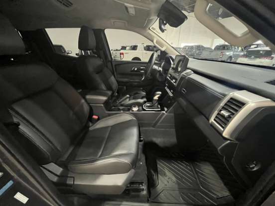 MITSUBISHI-TRITON-2.4 BITURBO DIESEL CD HPE 4X4 AUTOMÁTICO MITSUBISHI-TRITON-2025
