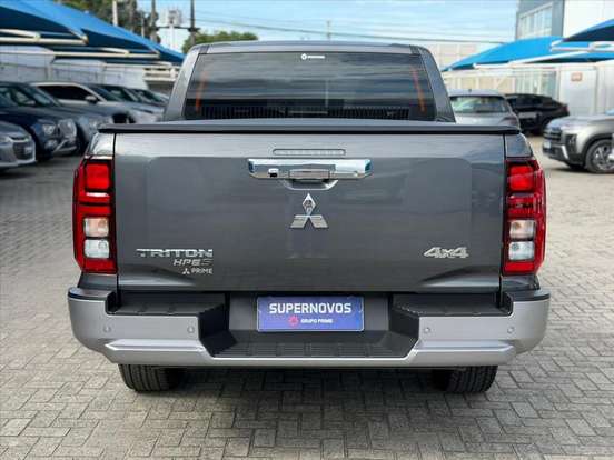 MITSUBISHI-TRITON-2.4 BITURBO DIESEL CD HPE-S 4X4 AUTOMÁTICO MITSUBISHI-TRITON-2025