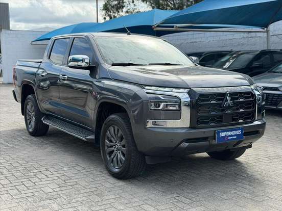 MITSUBISHI-TRITON-2025