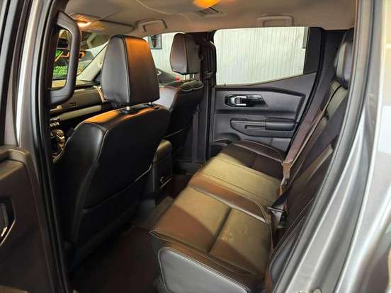 MITSUBISHI-TRITON-2.4 BITURBO DIESEL CD HPE-S 4X4 AUTOMÁTICO MITSUBISHI-TRITON-2025